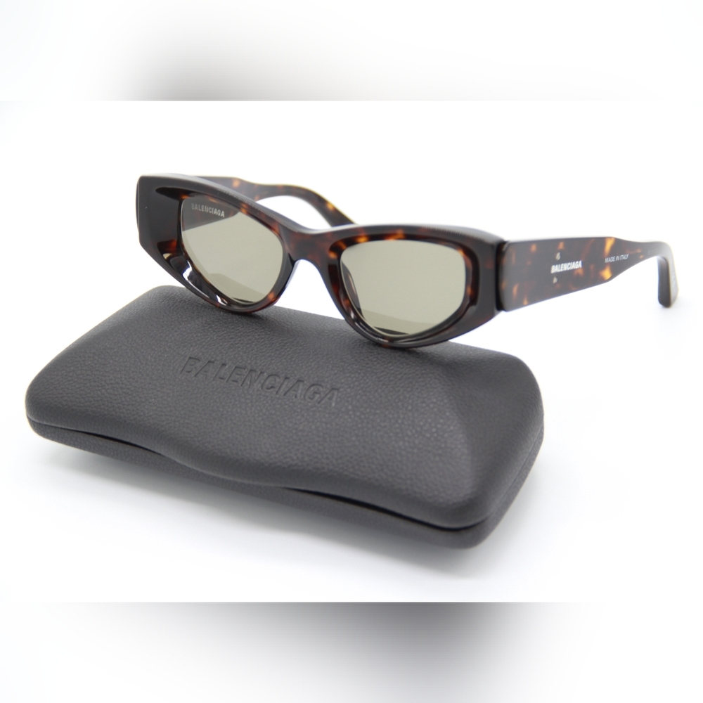 NEW BALENCIAGA SUNGLASSES BB0243S 002 CAT EYE WOMEN EYEWEAR - Picture 1 of 11